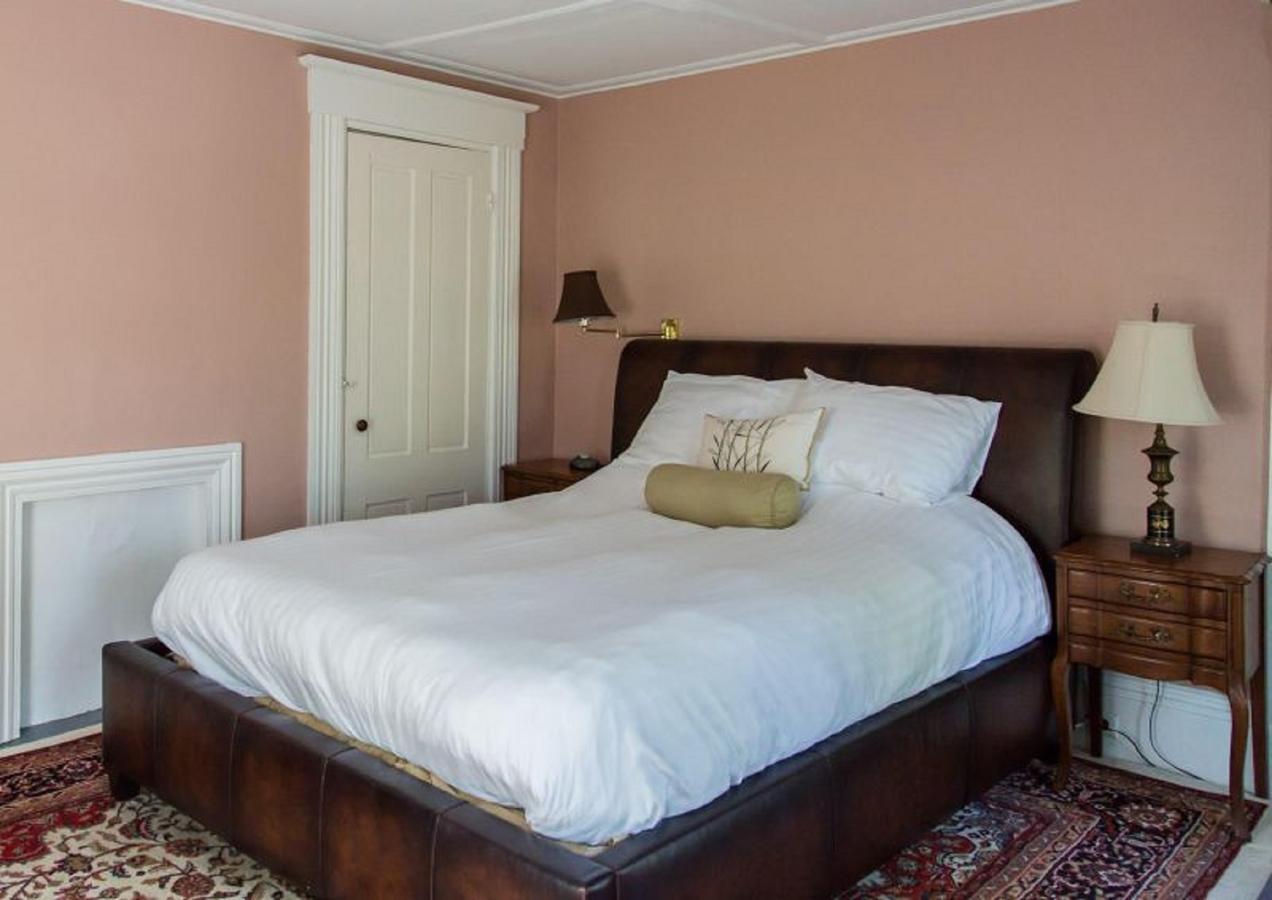 Old Parsonage Guest House Кенебънкпорт Екстериор снимка